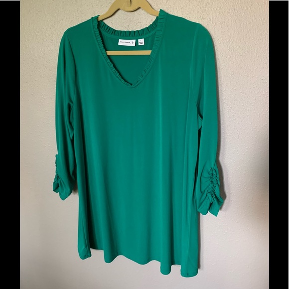 Bright green tunic top - Picture 1 of 1
